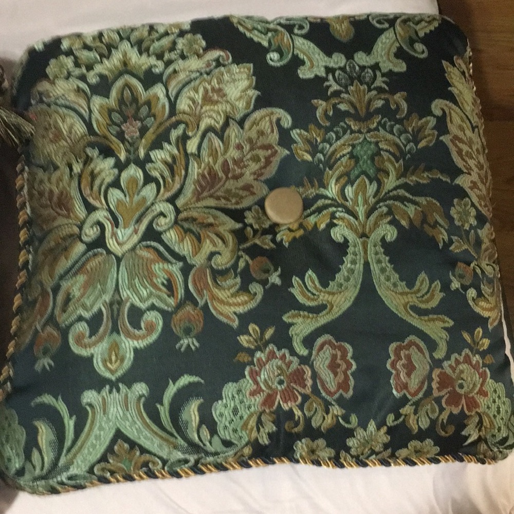 Pillows - Picture 2 of 5